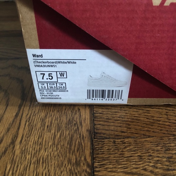 Vans Checkered White Sneakers - Picture 3 of 10